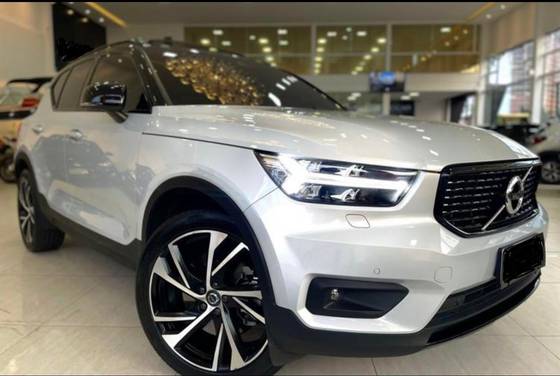 VOLVO XC40 1.5 T5 RECHARGE R-DESIGN GEARTRONIC